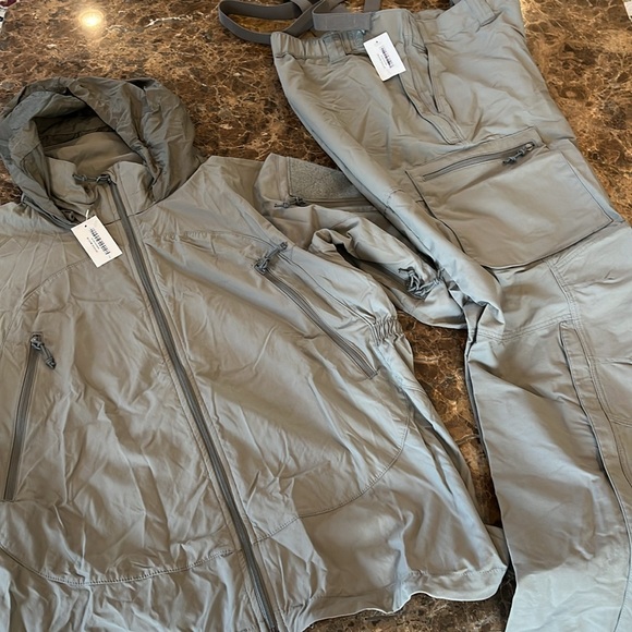 🆕 Patagonia Military PCU Level Soft Shell Jacket and Pant SET